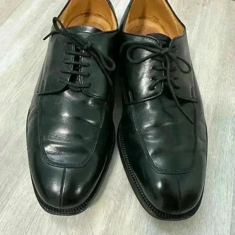 Vintage Burberry Oxford dress shoes for men size 6.5